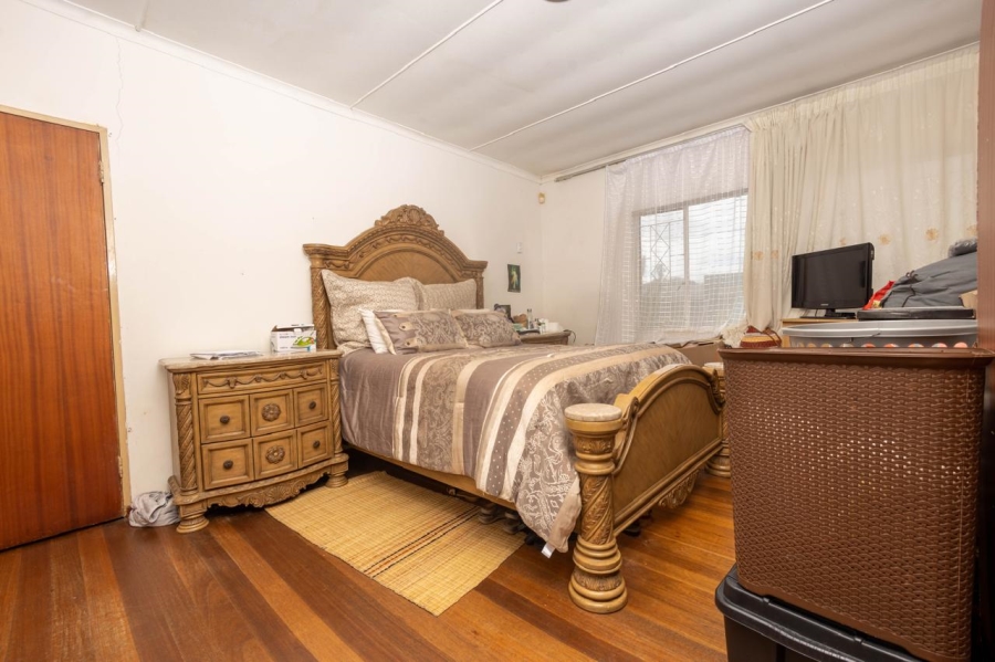 9 Bedroom Property for Sale in Sunnyridge Eastern Cape